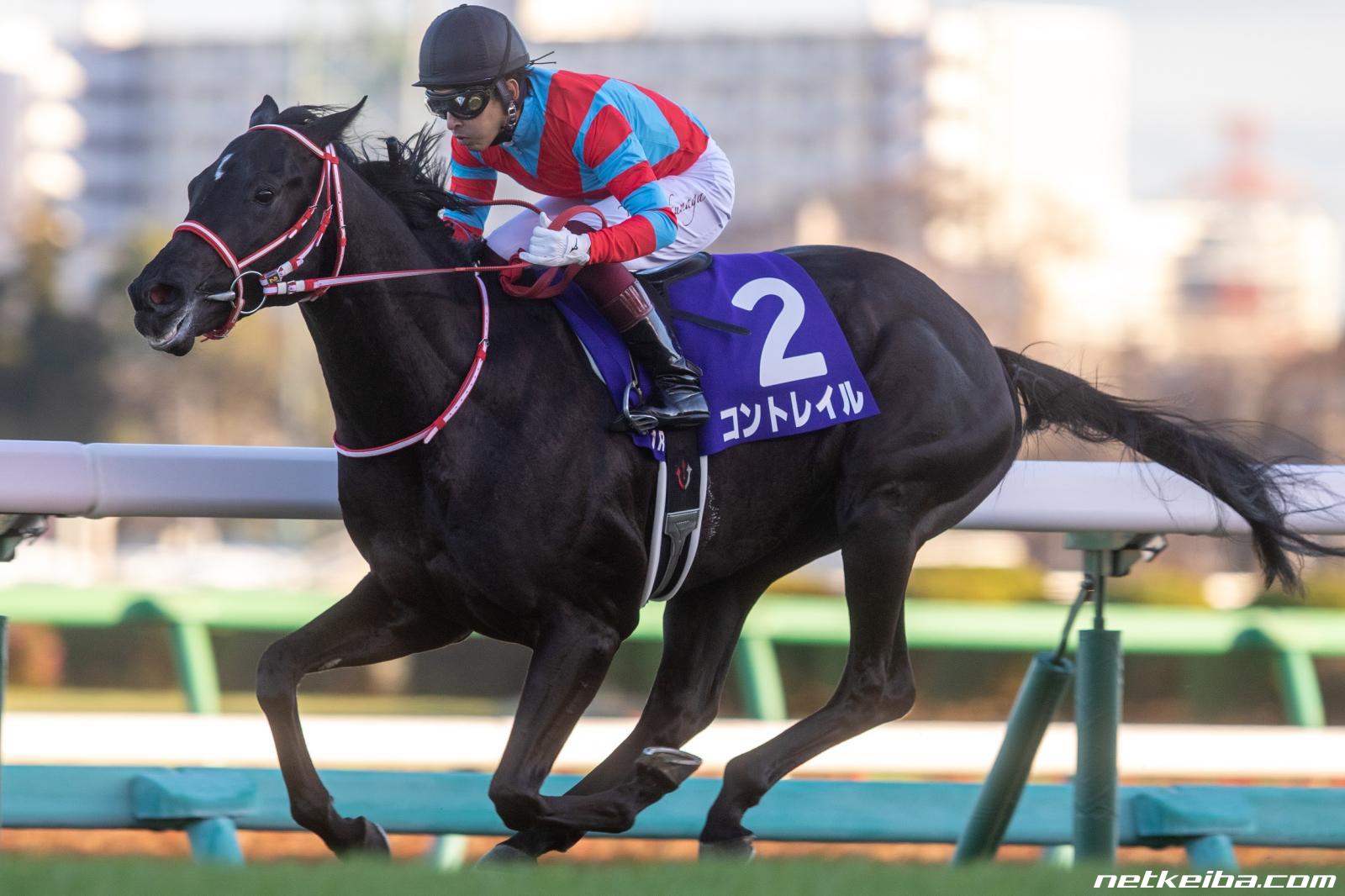 ミスターシービー MrCB プレミアムトレーナー 競馬 三冠馬 - スウェット