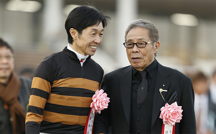 大野商事名義で多くの競走馬を所有している北島三郎氏(写真は2017年有馬記念優勝時、撮影：下野雄規)