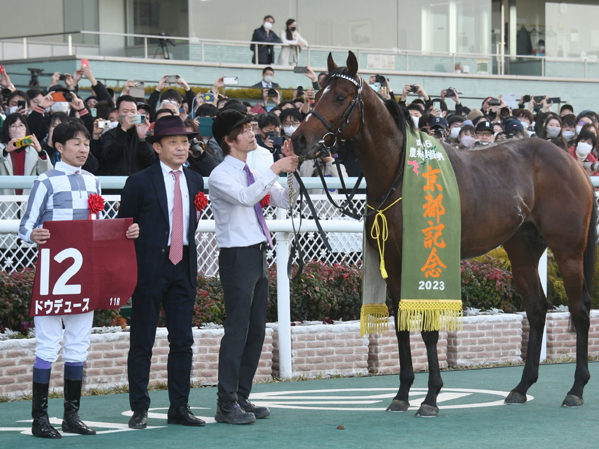 【ドバイターフ2023】日本馬2頭が1番人気を争う！ 出走馬の一覧・ブックメーカーのオッズまとめ(3月21日更新)