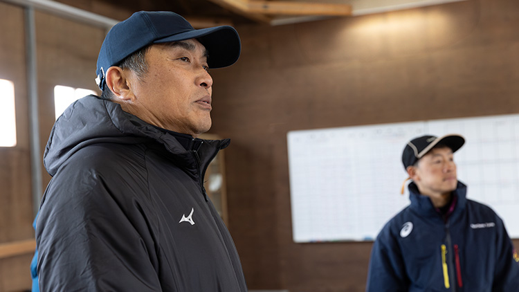 【POG】「背中の雰囲気が只者ではない」ノーザンファーム厩舎長のこぼれ話/山本昌のNF取材外伝(空港編)