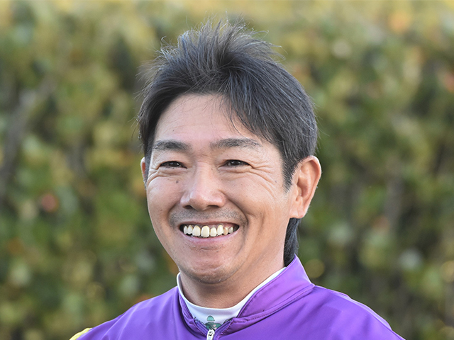 ファンから愛された“カッチースマイル” 田中勝春騎手が調教師試験合格