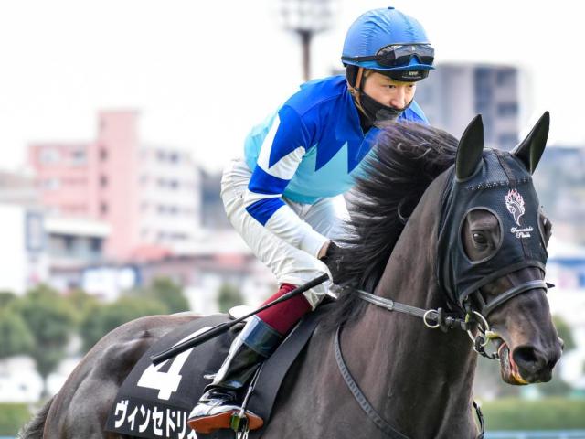 秋華賞2023結果情報】リバティアイランドが史上7頭目の牝馬三冠を達成