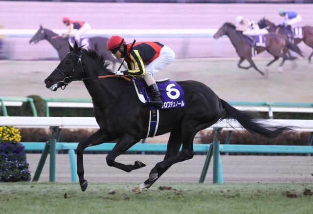 最優秀2歳牝馬はアルマヴェローチェ