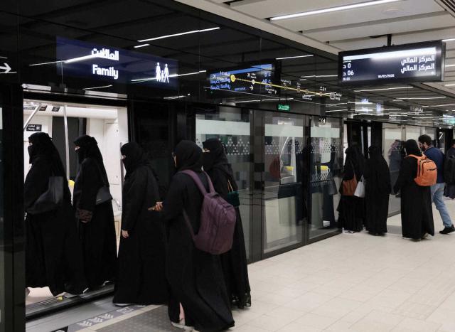 【サウジC】壮観!開業ほやほや「リヤド・メトロ」
