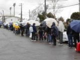  ホッカイドウ競馬が開幕 ファンが駆けつけ開門には長蛇の列も