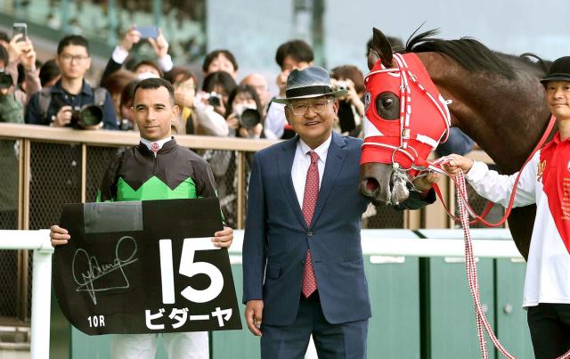非売品】JRA リバティアイランド ハット バケハ 桜花賞 （2023年