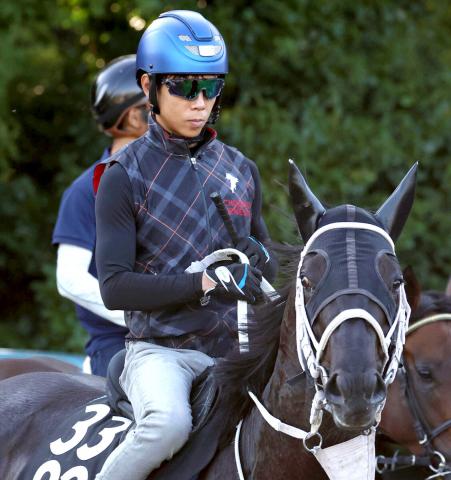 クロワデュノールと凱旋門賞に参戦した北村友一騎手が心境を明かす　「競馬の幅を広げたい」