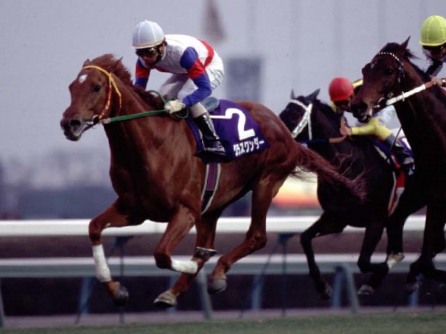 有馬記念 復活のゴールへと飛び込んだグラスワンダー 平成有馬記念列伝 1998年 競馬ニュース Netkeiba Com