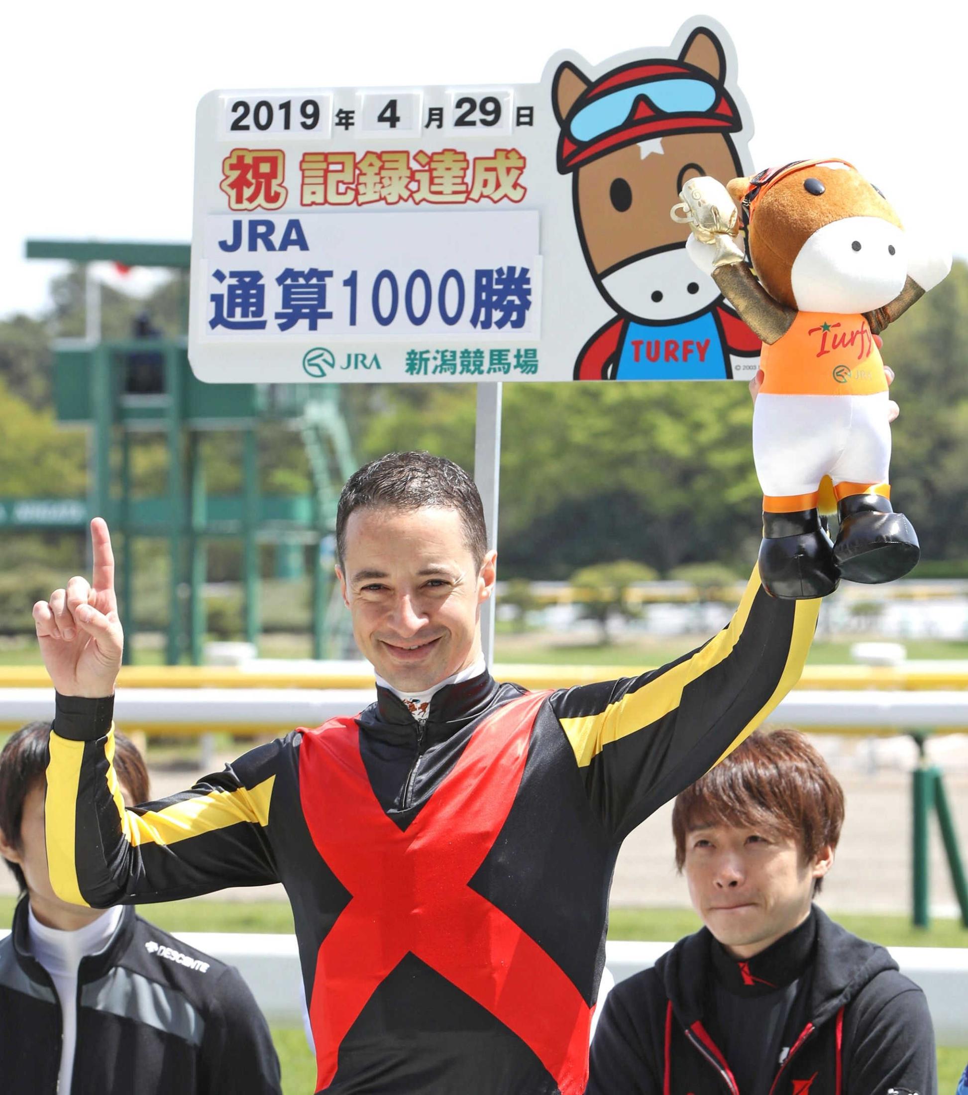 ルメール史上最少騎乗でｊｒａ通算１０００勝 外国人騎手初の大台到達 競馬ニュース Netkeiba Com