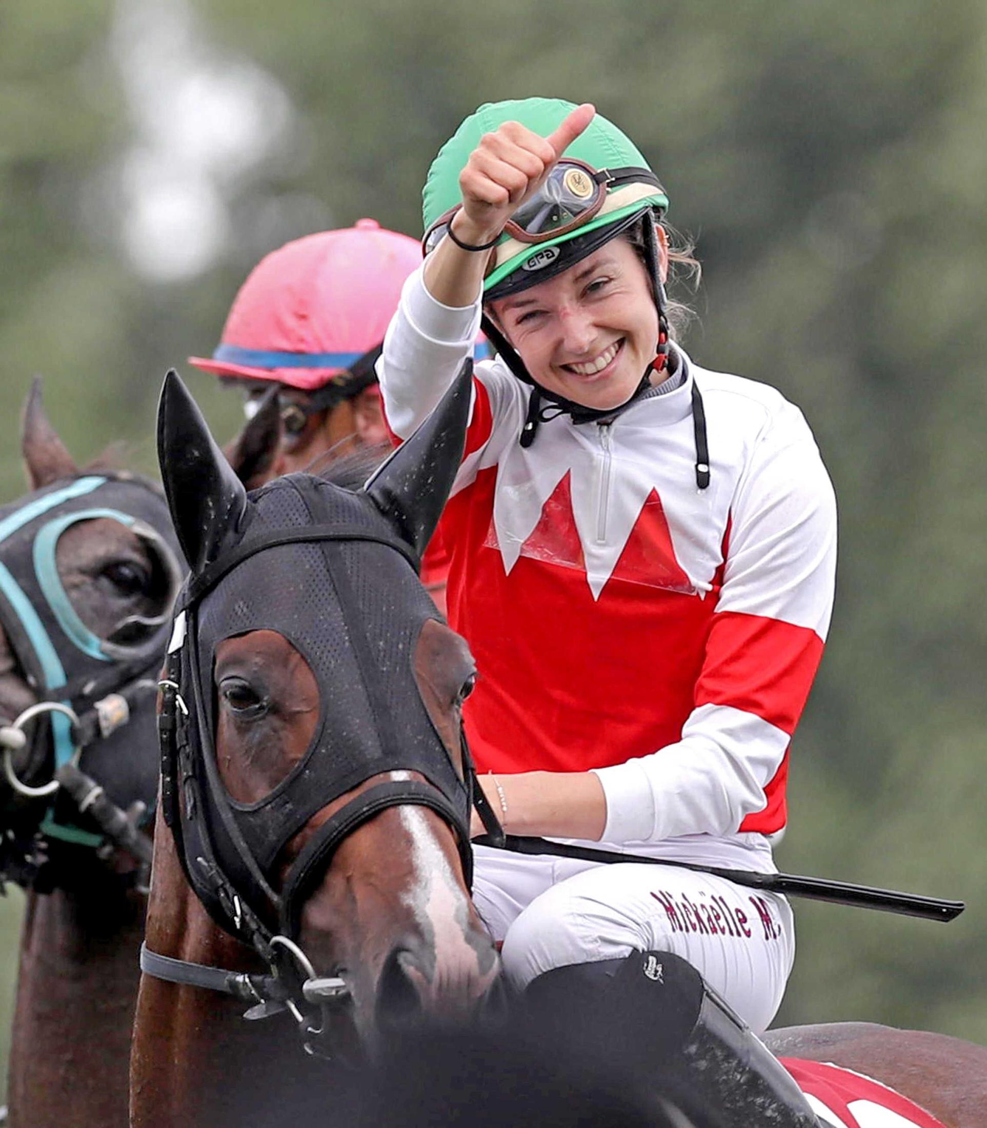 ｗａｓｊ フランスの美人ジョッキー ミシェル ｊｒａ初勝利 総合３位タイに 競馬ニュース Netkeiba Com