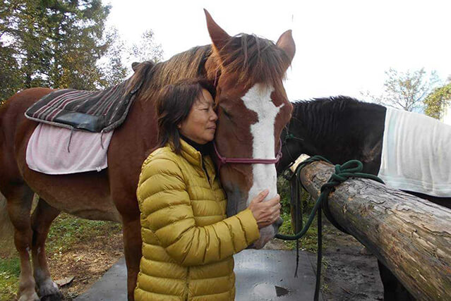 由美子の観光馬車で重種馬にも第二の馬生を！ あしずりダディー牧場、新天地へ(1)