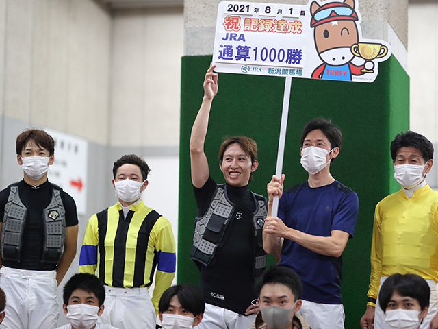 田辺裕信騎手が史上40人目のjra通算1000勝 また1001勝から頑張りたい 競馬ニュース Netkeiba Com