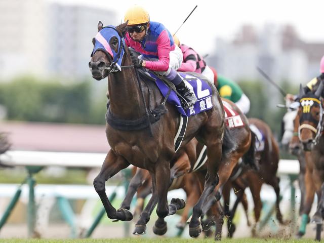 【WASJ第1戦】(札幌) 伏兵メイショウツツジが後方から並ぶ間もなく外から豪快に差し切り