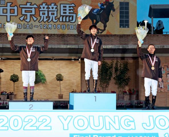 【ヤングジョッキーズシリーズファイナルラウンド】小林凌大騎手、4戦3勝でJRA勢初優勝「馬に感謝」
