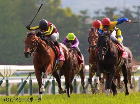 ワールドエースがレコードV、JRA重賞初勝利のシュタルケ「ベリーハッピー」/マイラーズC