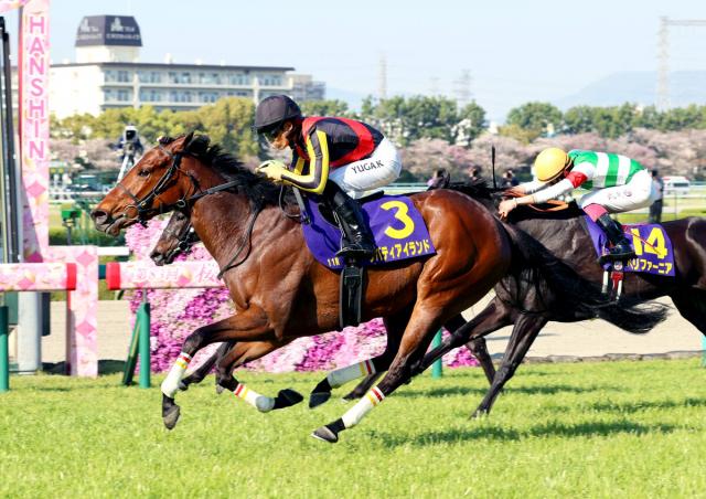 桜花賞】リバティアイランド、異次元の末脚でまず1冠 川田将雅騎手