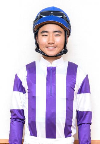 兵庫競馬の山本屋太三騎手、13日にデビュー[負けず嫌いの性格」