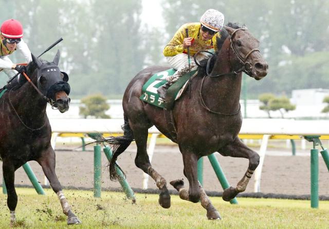 【新潟大賞典】古豪カラテが重賞3勝目