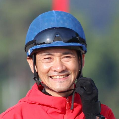 太宰啓介騎手が通算1万2000回騎乗達成　中京2Rのメイショウコナンで　現役20人目