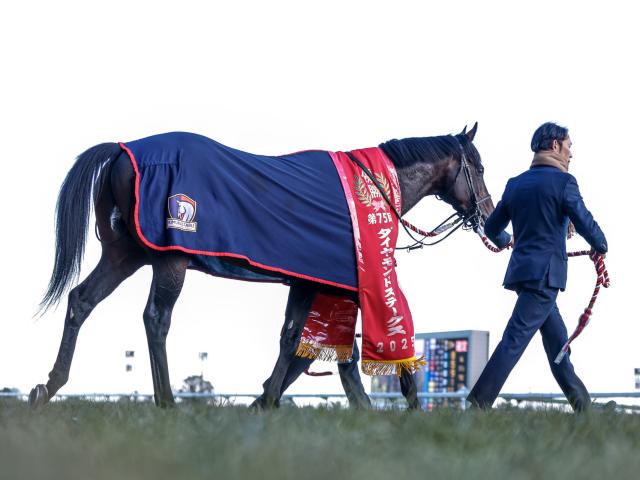 【天皇賞(春)枠順確定】ヘデントールは4枠6番、サンライズアースは3枠5番