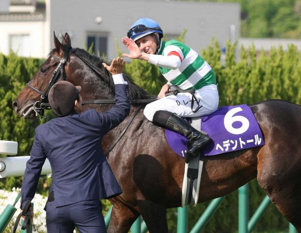「勝ちすぎ」「今年のG1トレンド」短期免許の外国人騎手が25年G1席巻　ネット「存在感が凄すぎる!」