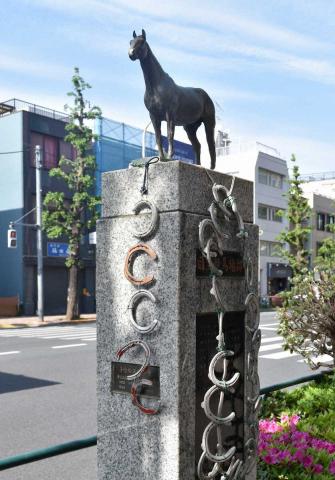 蹄音が聞こえた!?　目黒競馬場跡をブラり