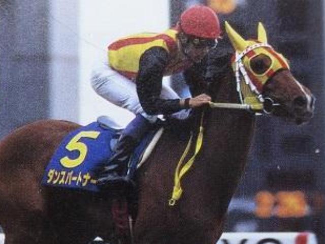 牝馬のサンデーサイレンス産駒によるGI初制覇 ダンスパートナーのオークスから30年