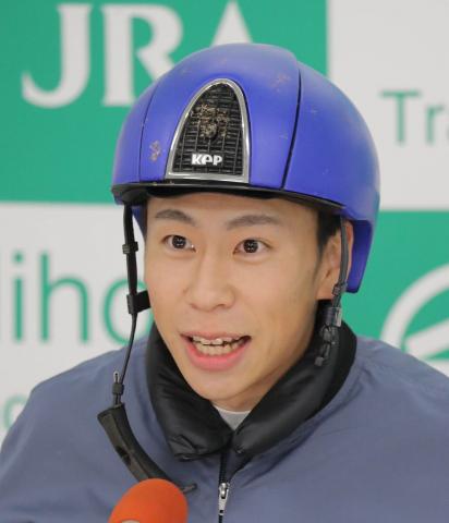横山武史騎手が左足の負傷で東京競馬2鞍が乗り替わり