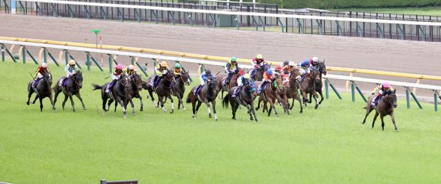【ヴィクトリアM】ゴール前の大接戦で過怠金が発生!2着のクイーンズウォークが最後の直線で内側に斜行