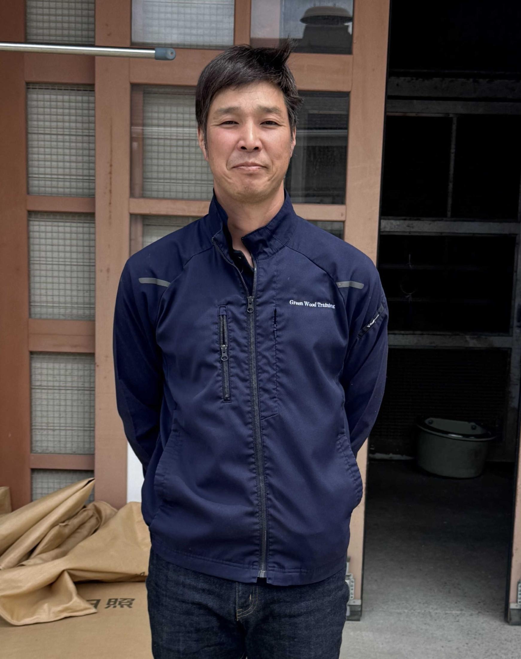 ４４歳で競馬界に飛び込んだ馬術エリート　安達厩舎竹内助手「やっぱり自分には馬しかない」退職時に一念発起