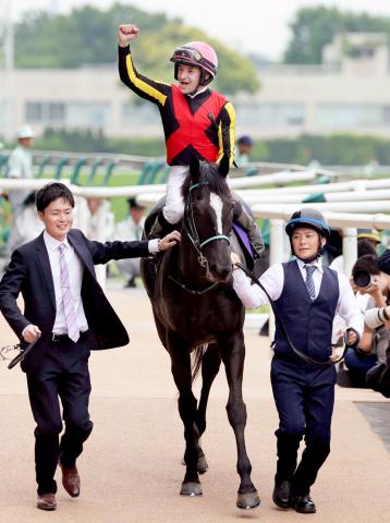 【注目馬動向】ヴィクトリアMを制したアスコリピチェーノは安田記念を使わず放牧へ　皮膚病などの影響