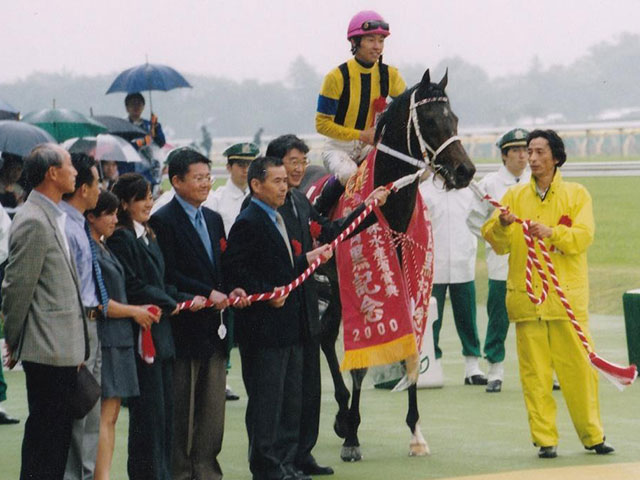 約2年8か月ぶりの勝利が重賞初勝利 ステイゴールドの目黒記念Vから25年