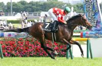 稲城特別を制したレッドバンデ（カメラ・荒牧　徹）