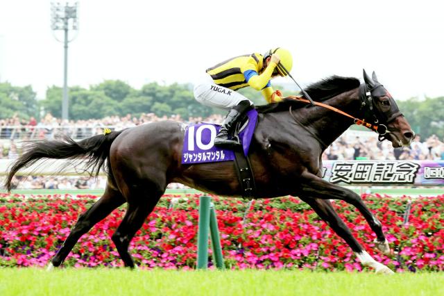 【安田記念】4歳ジャンタルマンタルが復活V　川田将雅騎手は歴代単独最多の4勝目「日本で一番強いマイル馬」