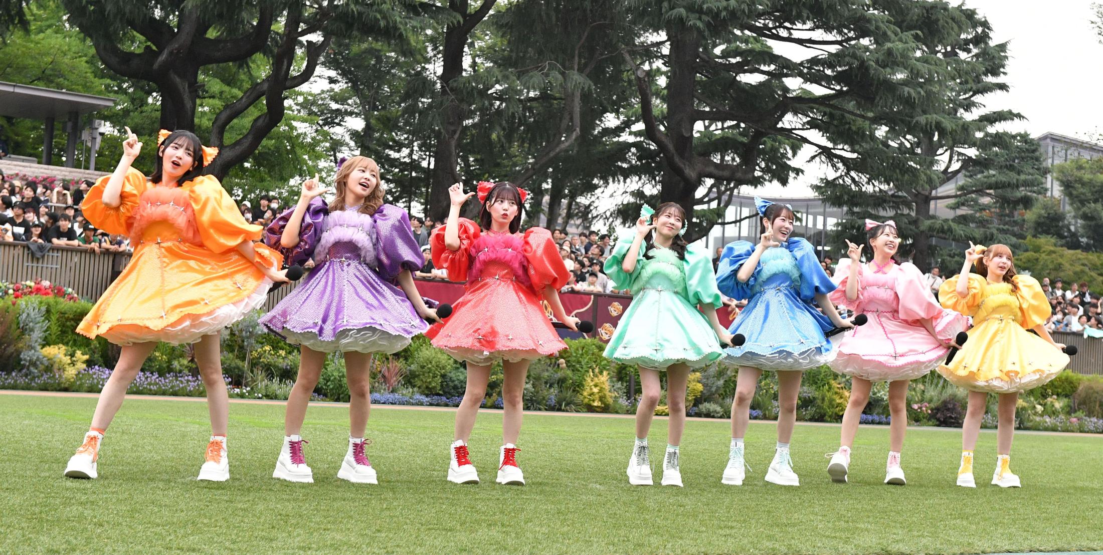 ＦＲＵＩＴＳ　ＺＩＰＰＥＲが東京競馬場に降臨！！超満員のファン集結で府中が『かわいい』に揺れた！！