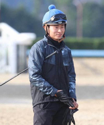 岩田望来騎手が英国武者修行へ「ムーア騎手を尊敬」「同じところで乗りたい」昨夏フランスに続く渡欧