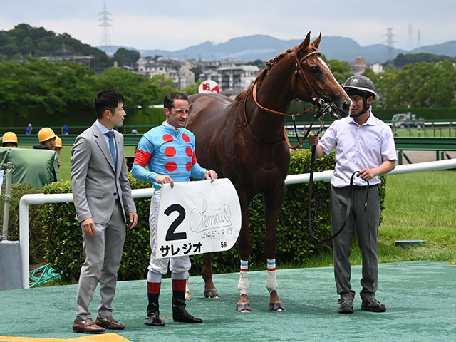 【メイクデビュー阪神5Rレース後コメント】サレジオ C.ルメール騎手ら