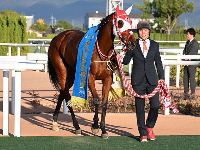 【府中牝馬S想定騎手】ラヴェルは津村明秀騎手、カニキュルは戸崎圭太騎手