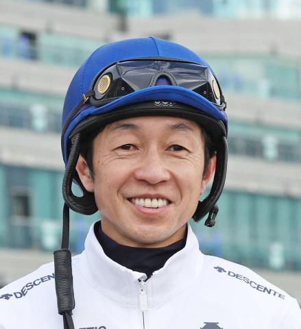 函館競馬場に姿を見せた武豊騎手がメイショウタバルで制した宝塚記念を振り返る　「返し馬の時は…」