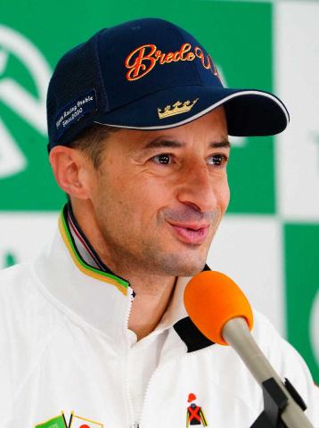 ルメール騎手が7月に3週間の夏休みへ「新潟開催で復帰します」