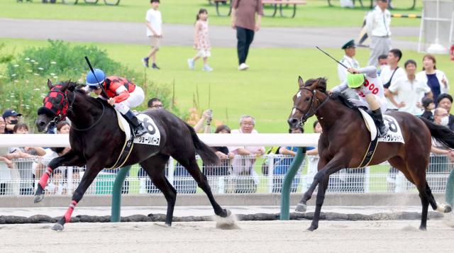 【福島6R・2歳新馬】ショーリバースで津村明秀騎手が通算700勝を達成「師匠の馬で決めることができて嬉しい」