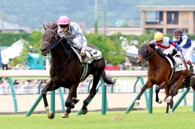 「久々にゾクゾク」「強すぎワロタ」出遅れ→大外まくり→5馬身差Vに衝撃走る　覚醒したのは3歳馬リアンベーレ