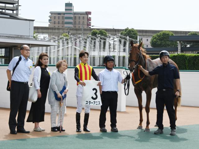 【2歳未勝利レース後コメント】スターアニス松山弘平騎手ら