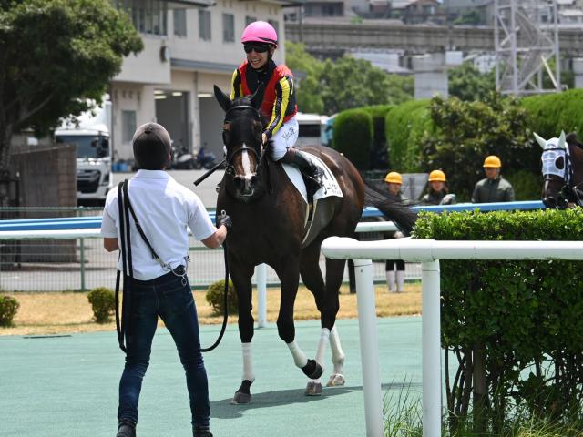【メイクデビュー小倉5Rレース後コメント】クールフラン松山弘平騎手ら