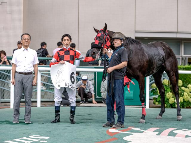 【メイクデビュー福島6Rレース後コメント】ショーリバース津村明秀騎手ら