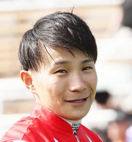 佐々木大輔騎手が函館7RでJRA通算200勝を達成　「決めることができてほっとしています」