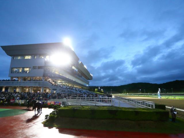 【盛岡・いしがきマイラーズ結果】1番人気シャイニーロックが6馬身差圧勝で重賞初制覇