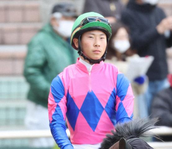 【新潟2R・新馬戦】9番人気ヒルデグリムが直線突き抜ける　石神道「凄く乗りやすかった」