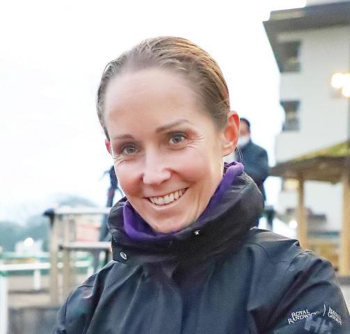 【クイーンS】キング姐さんは3週連続重賞Vならず　3歳レーゼドラマは「ゲートで立ち上がってしまい…」10着
