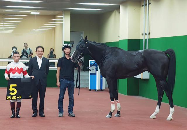 【中京7R・名鉄杯】9番人気のマリオロードがオープン初勝利　アレクシ・バデル騎手はメイン初勝利